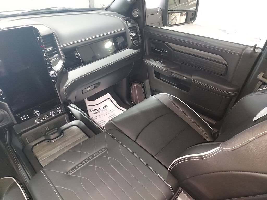 New 2026 RAM 2500 Limited AWD/4WD image 11