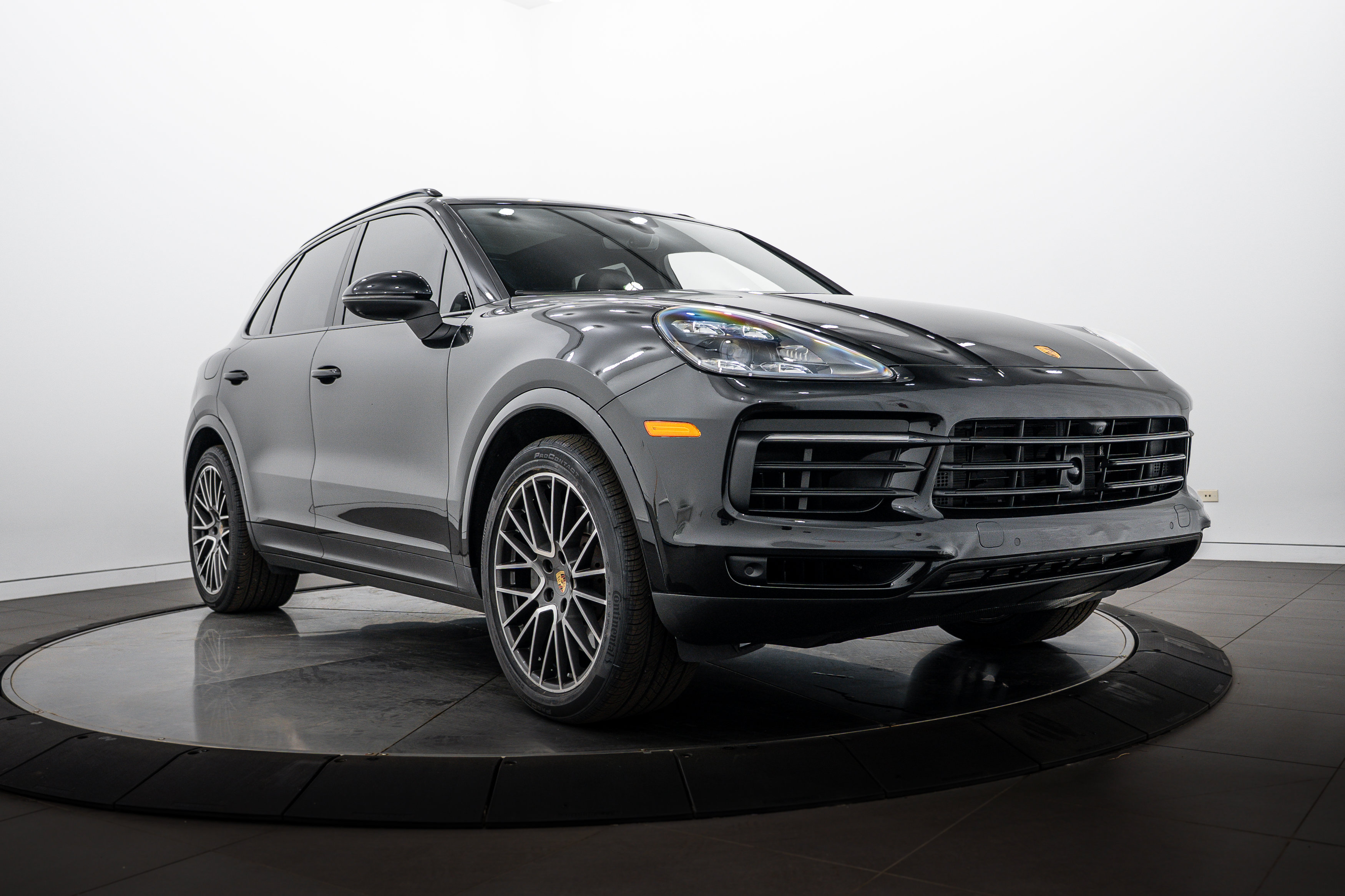Certified 2023 Porsche Cayenne S AWD/4WD image 9