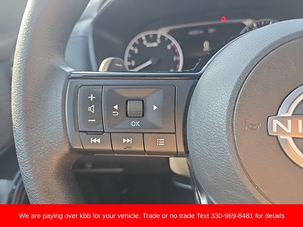 Used 2023 Nissan Rogue SV AWD/4WD image 16