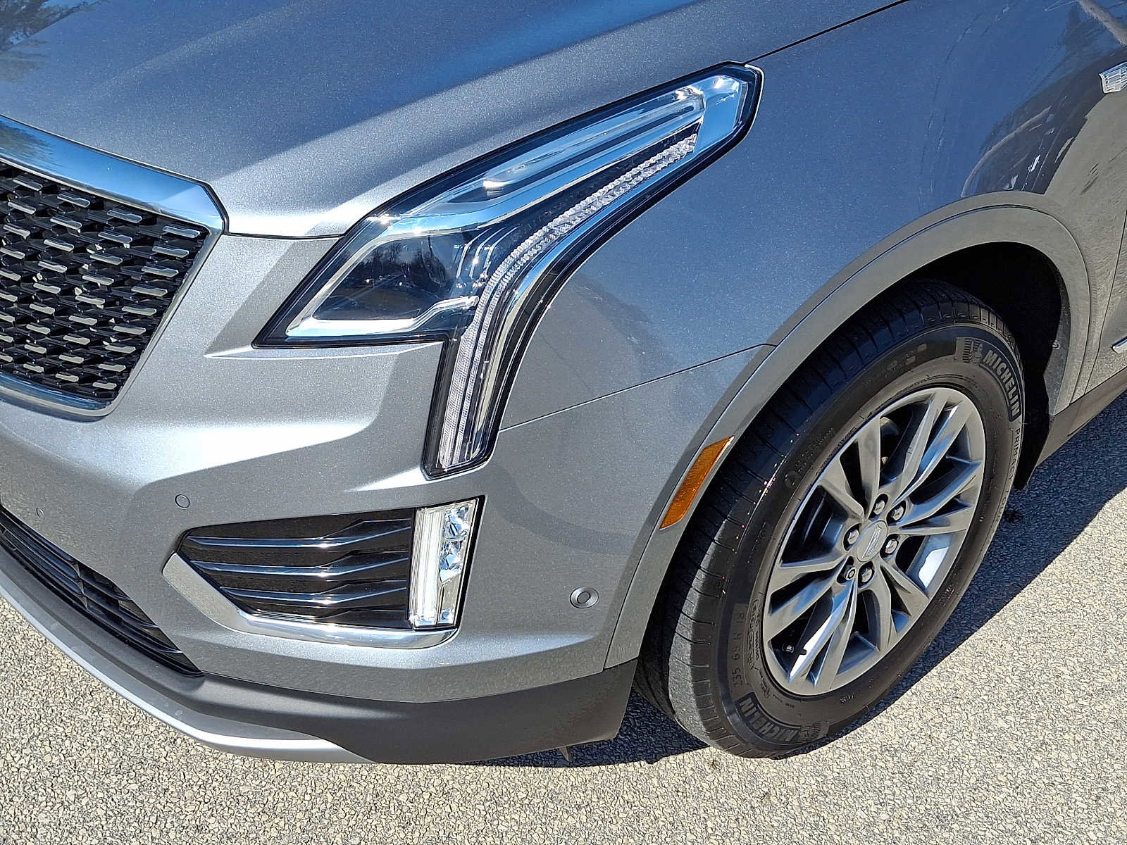 Certified 2023 Cadillac XT5 Premium Luxury w/ Technology Package image 11