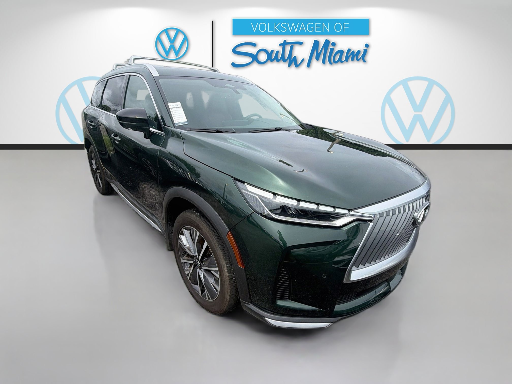 Used 2026 INFINITI QX60 Luxe w/ Family Package FWD image 1