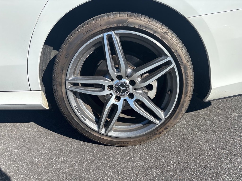 Used 2017 Mercedes-Benz E 300 image 11