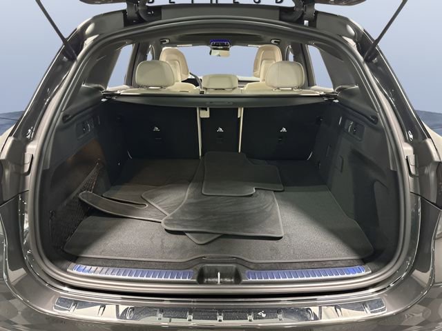 Used 2026 Mercedes-Benz GLC 300 image 10