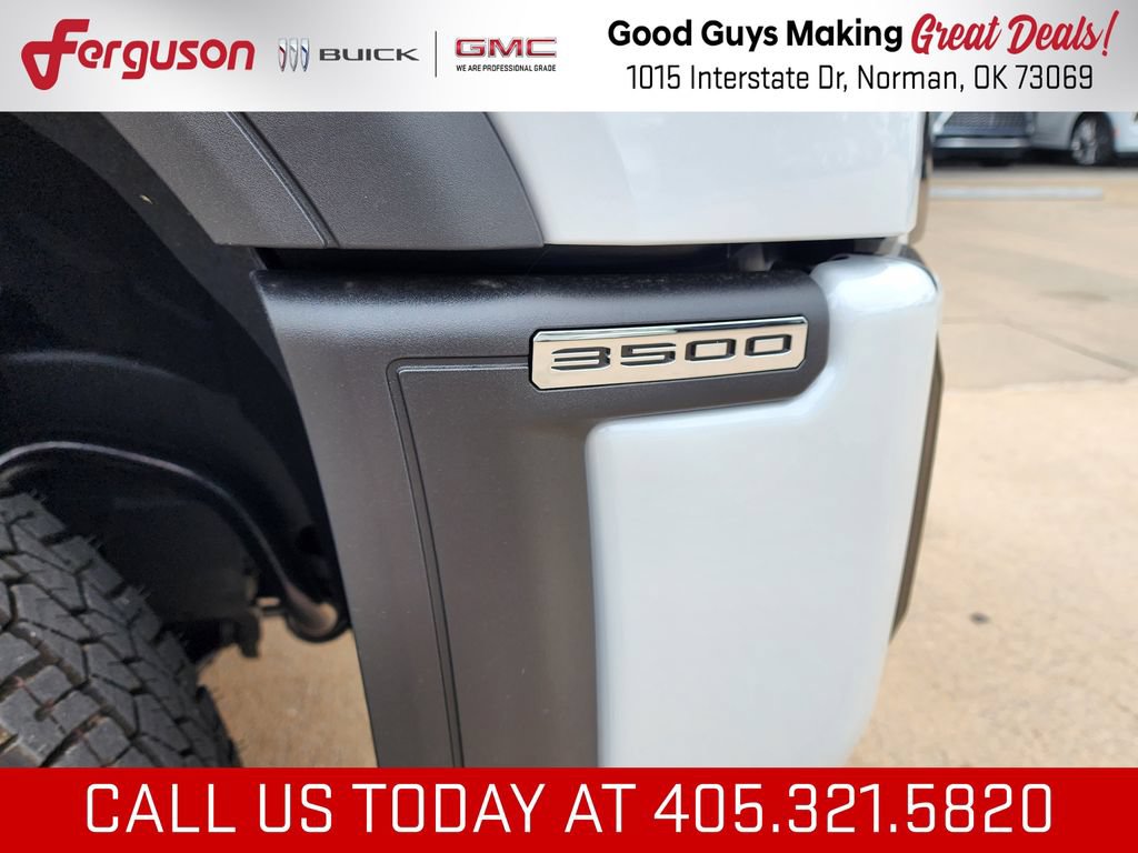 New 2026 GMC Sierra 3500 Denali Ultimate AWD/4WD image 11