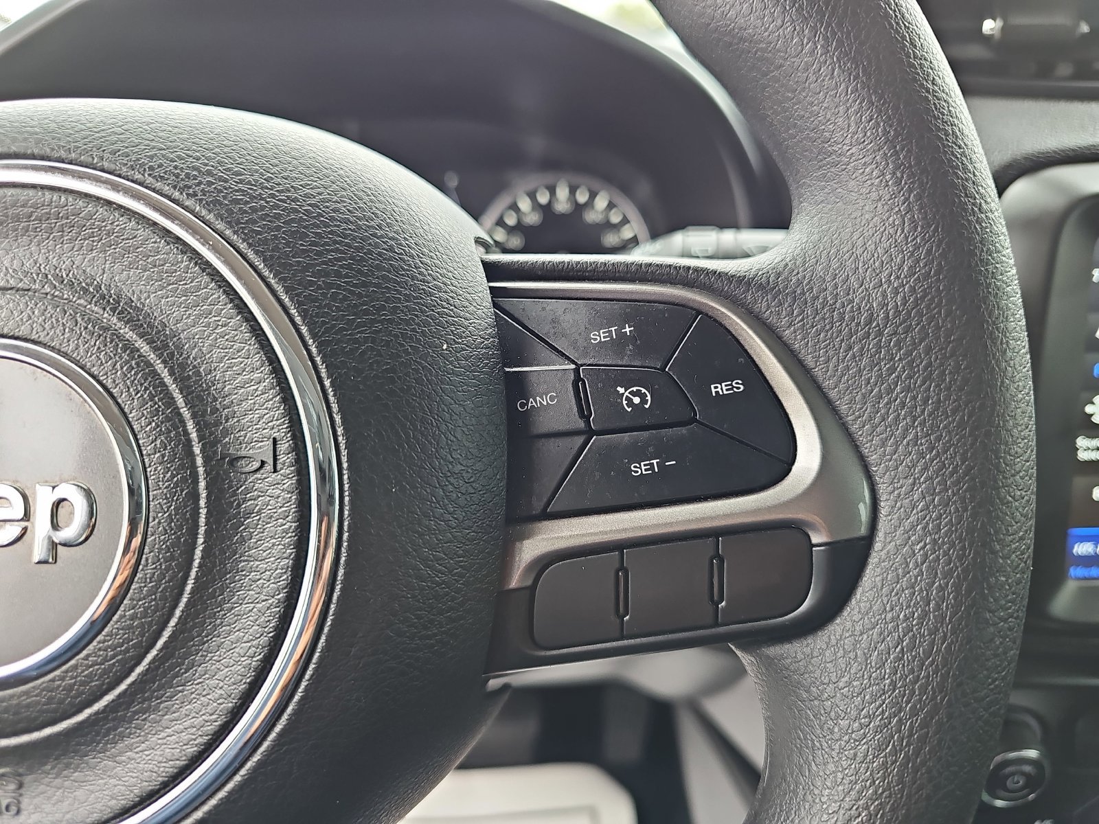 Used 2022 Jeep Renegade Sport AWD/4WD image 17