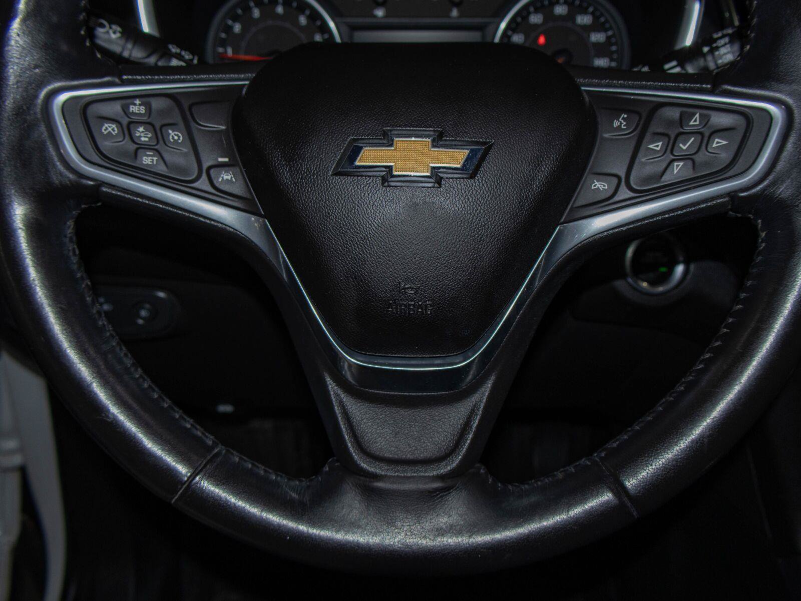 Used 2020 Chevrolet Equinox LT FWD image 11