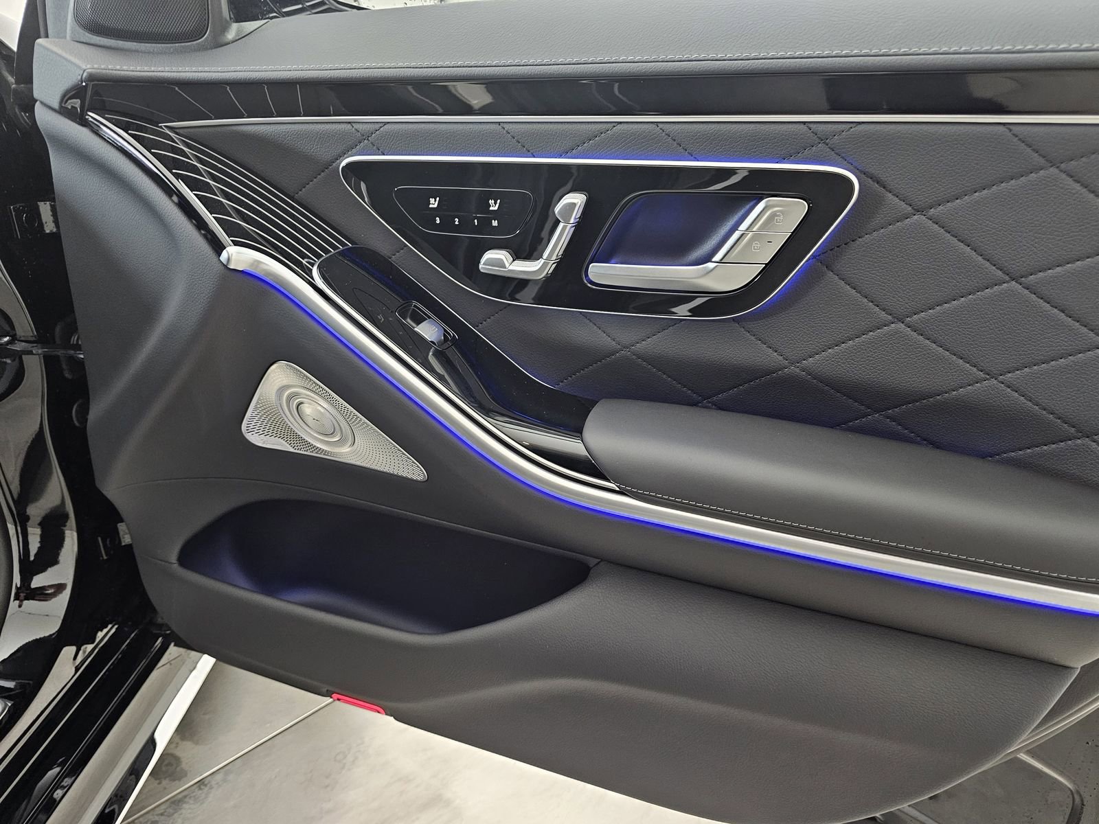 New 2026 Mercedes-Benz S 580 4MATIC Sedan image 18