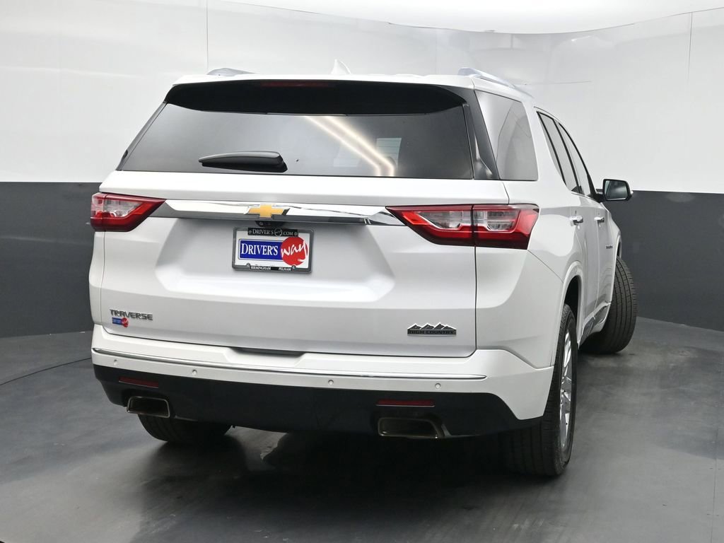 Used 2021 Chevrolet Traverse High Country FWD image 43