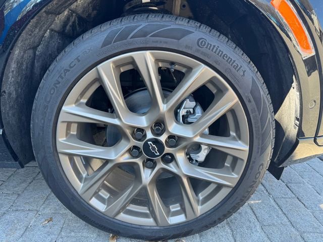 New 2026 Chevrolet Equinox EV RS w/ Active Safety Package 3 AWD/4WD image 3
