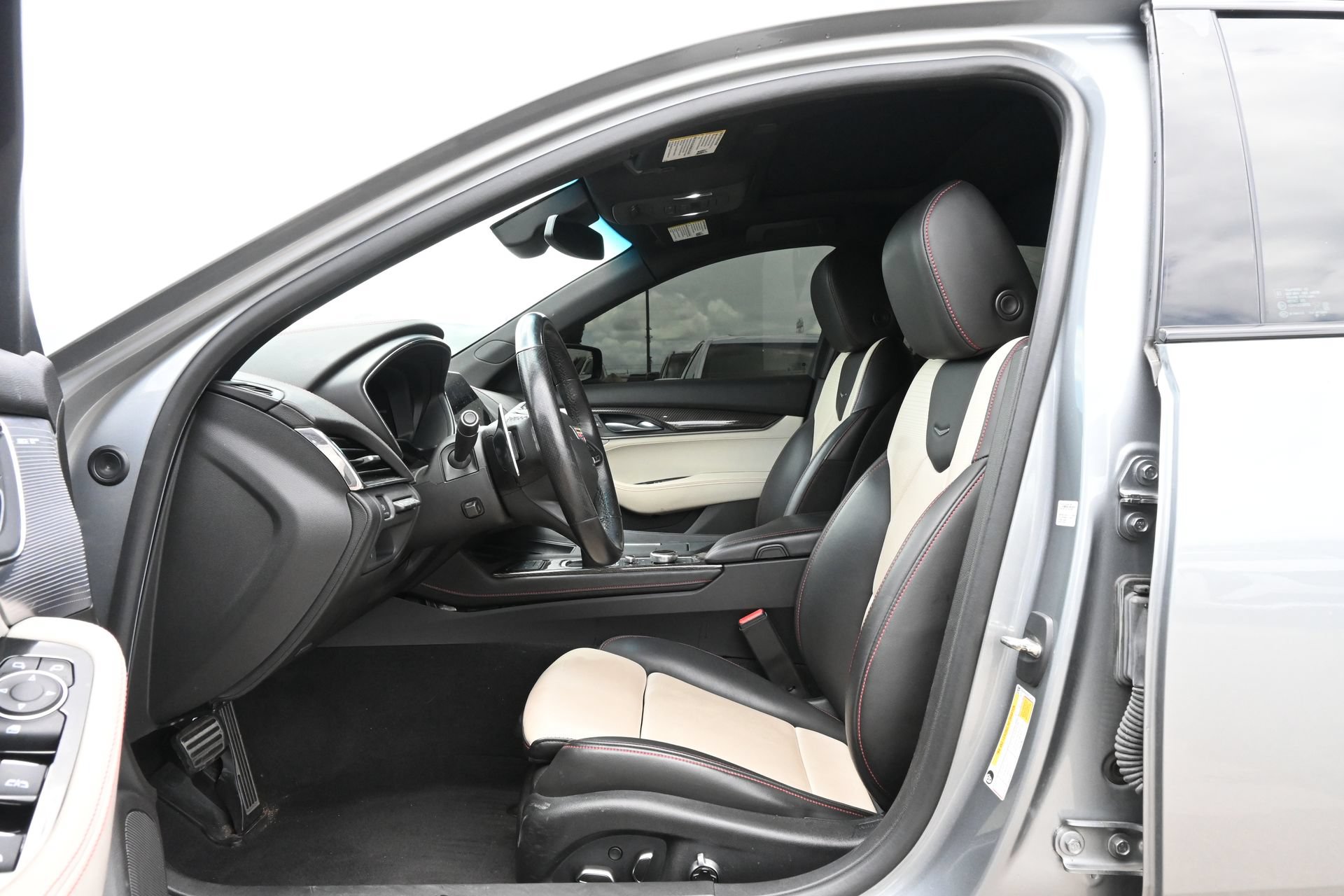 Certified 2023 Cadillac CT5 Sport RWD image 17