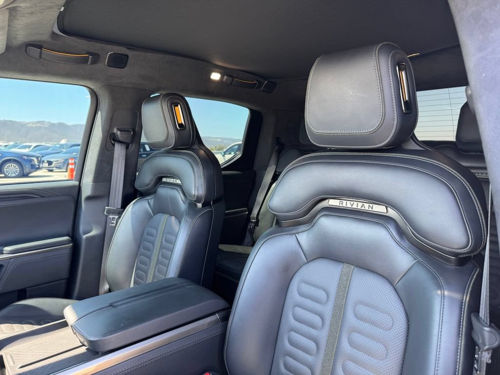 Used 2024 Rivian R1T Adventure Dual AWD/4WD image 16