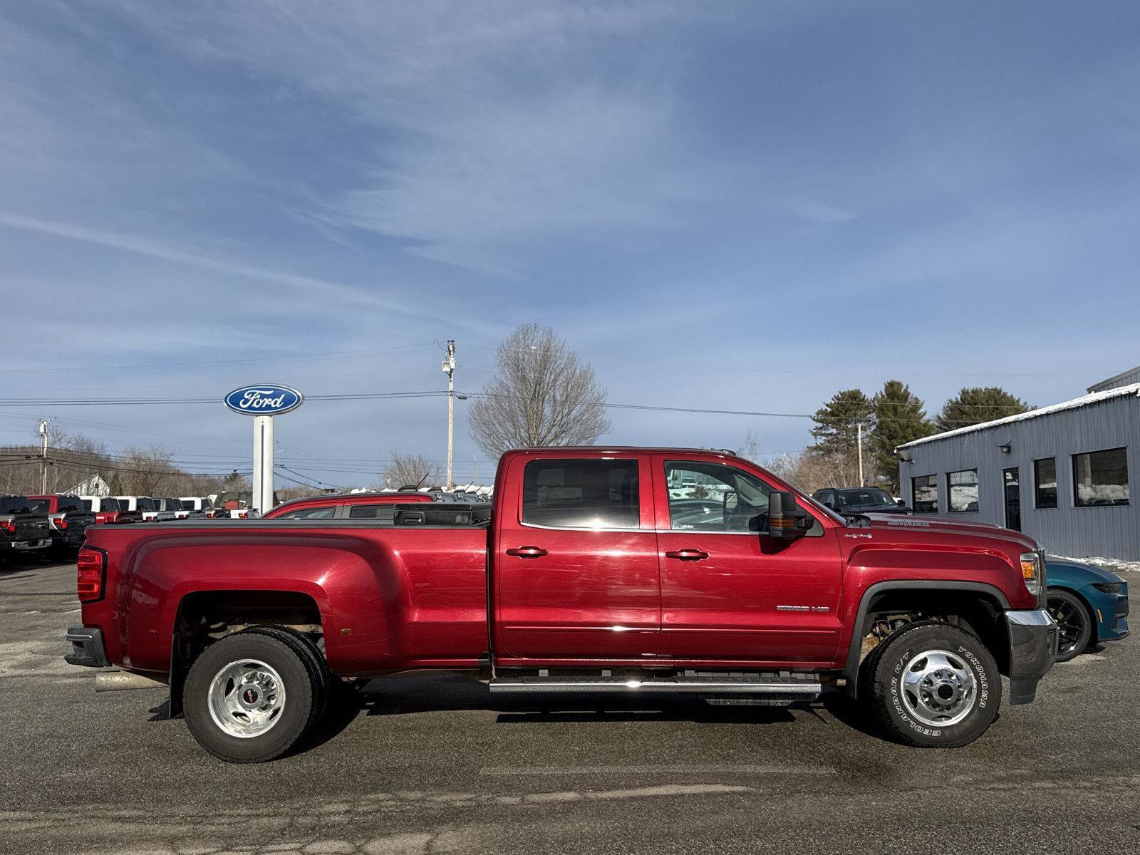 Used 2018 GMC Sierra 3500 SLE w/ SLE Preferred Package image 6