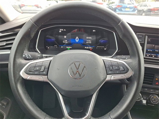 Used 2023 Volkswagen Jetta SE image 18