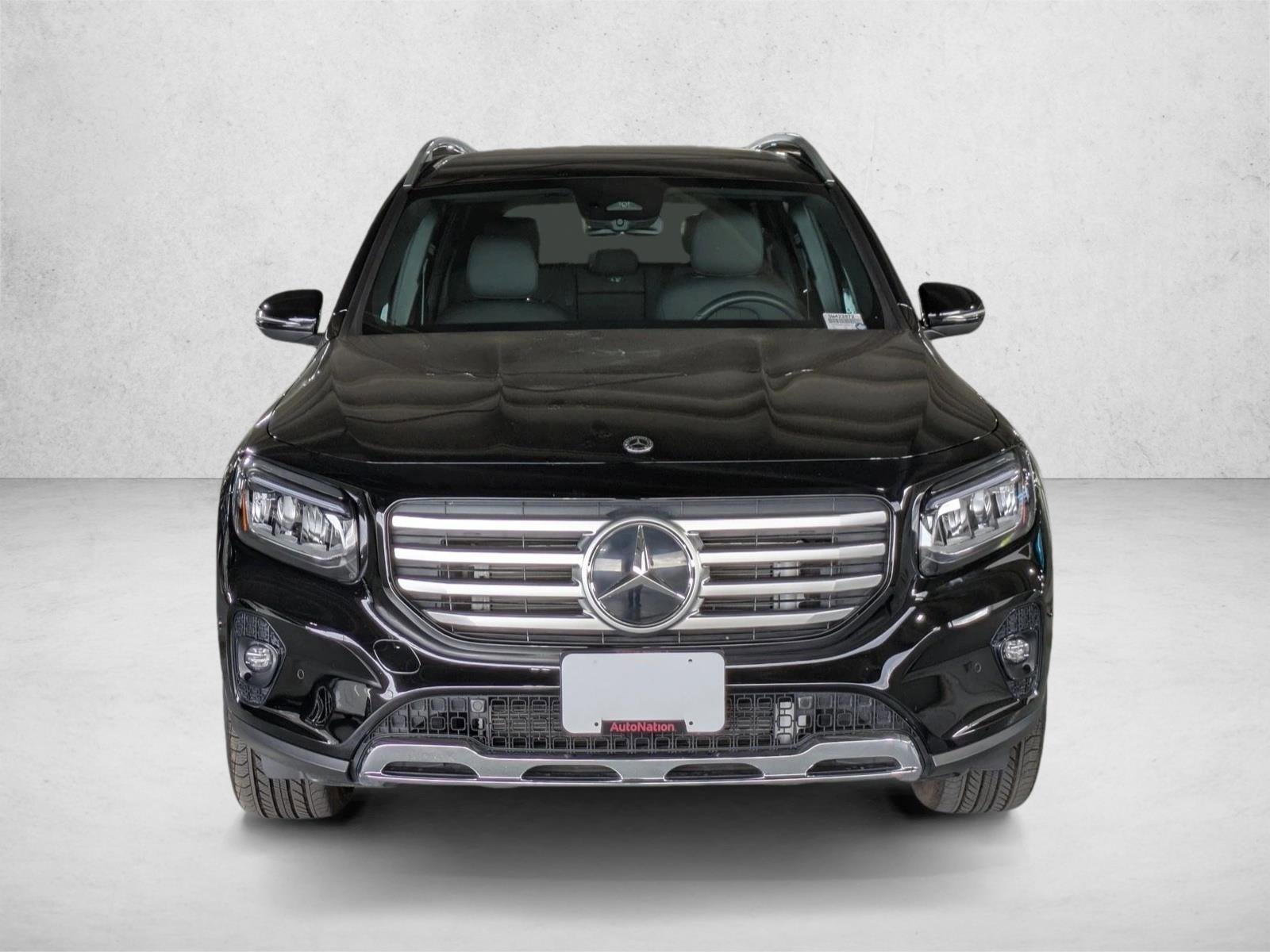 Certified 2025 Mercedes-Benz GLB 250 image 2