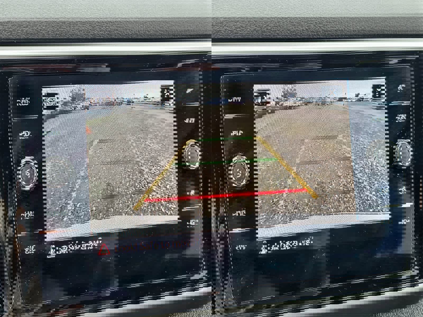 Used 2023 Volkswagen Atlas Cross Sport SE image 18