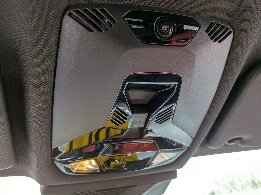 Used 2024 BMW X1 M35i w/ Premium Package image 15