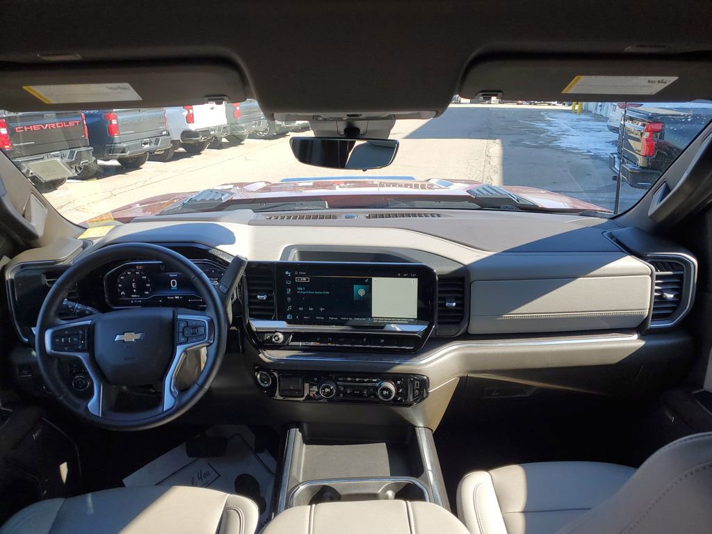 Used 2024 Chevrolet Silverado 2500 LTZ w/ LTZ Convenience Package image 29