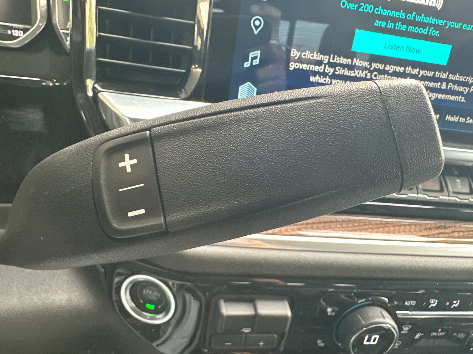 Used 2024 Chevrolet Silverado 2500 LT image 20