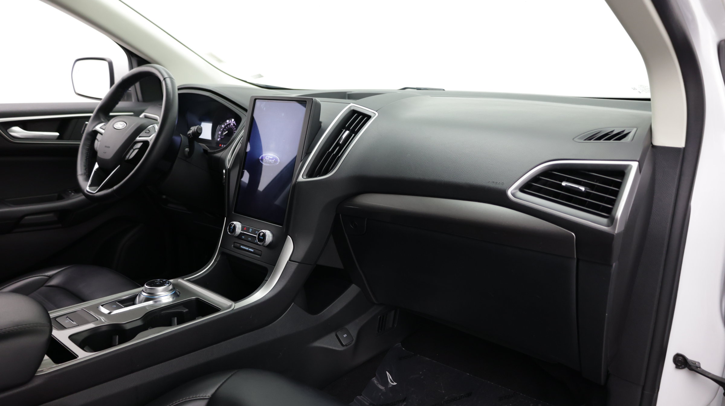 Used 2024 Ford Edge SEL AWD/4WD image 39