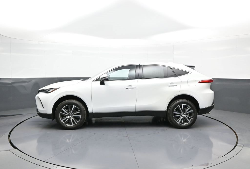 Certified 2024 Toyota Venza LE image 9