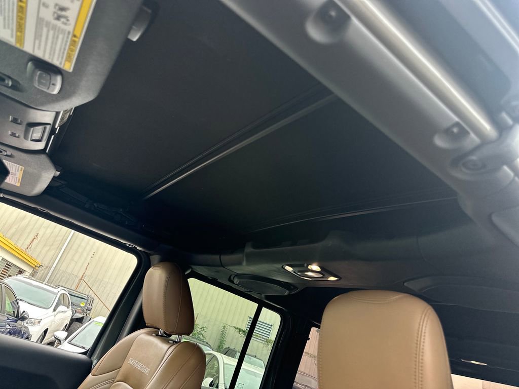 Used 2022 Jeep Wrangler Unlimited Rubicon 4xe image 20