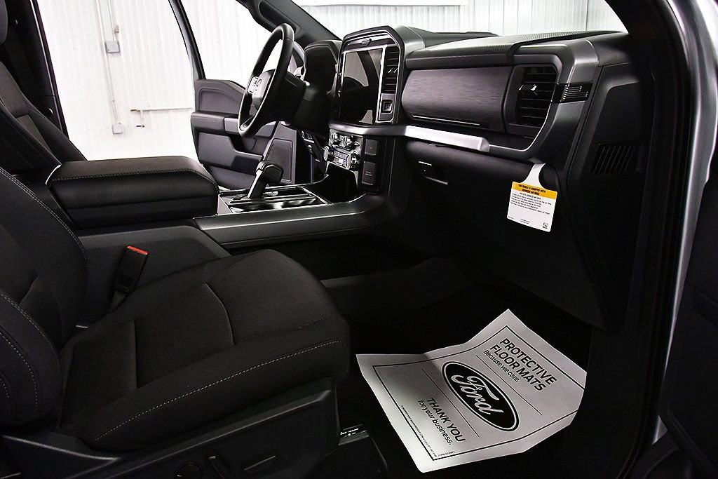 New 2026 Ford F150 XLT w/ Equipment Group 302A MID image 32