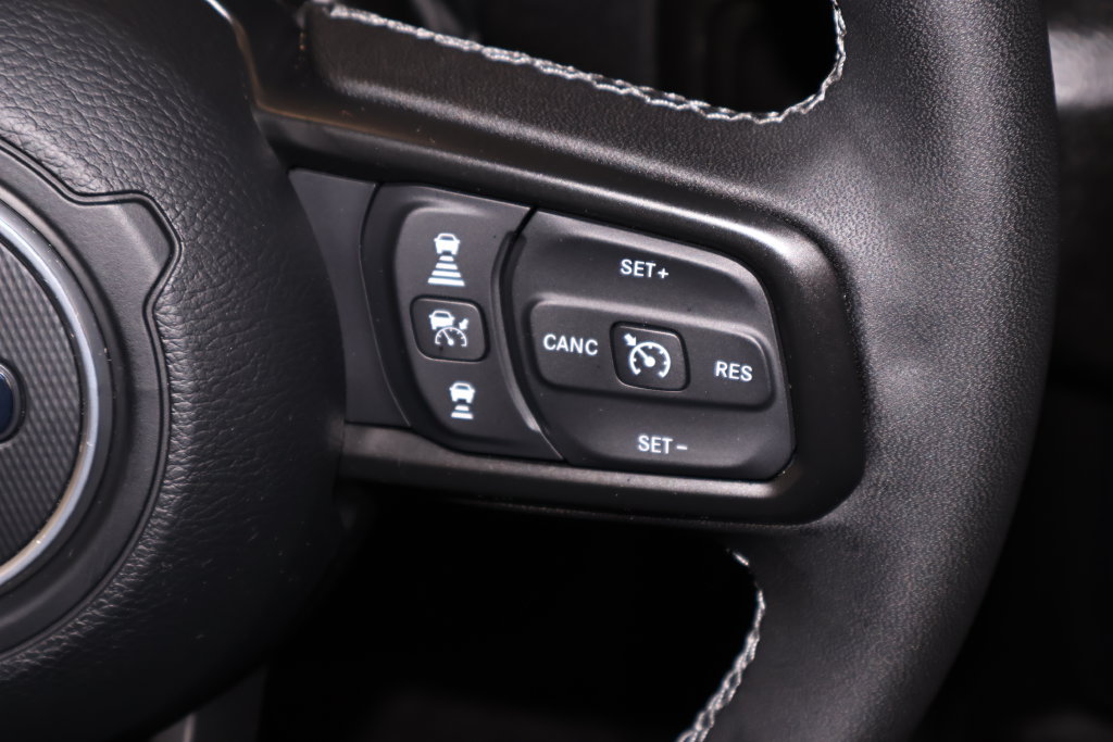 Used 2025 Jeep Wrangler Unlimited Sport AWD/4WD image 23