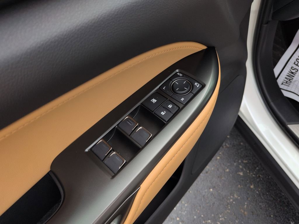 Used 2025 Lexus NX 350h AWD w/ Cold Area Package image 11