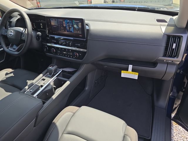 New 2026 Nissan Pathfinder SL image 12