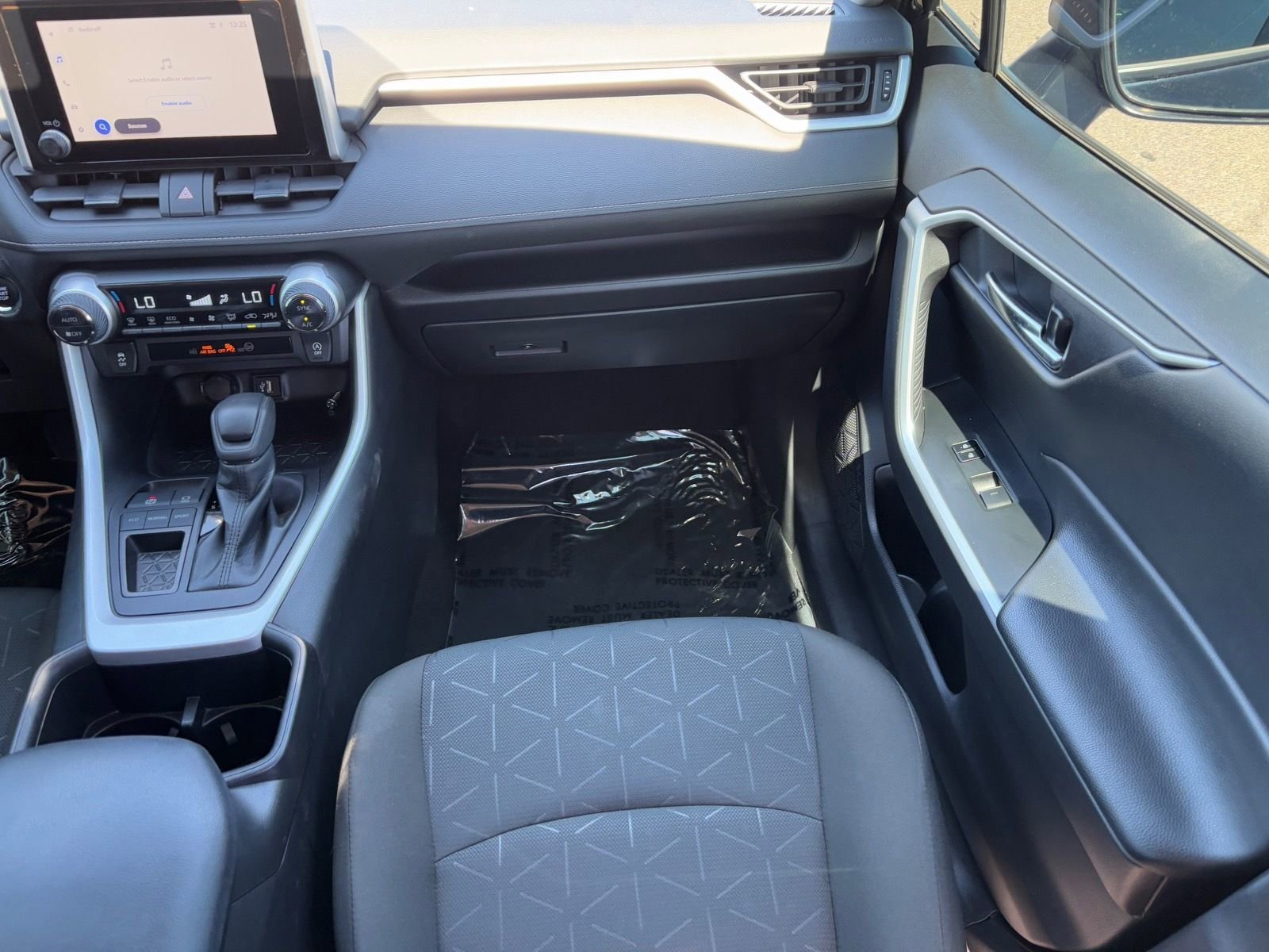 Used 2024 Toyota RAV4 XLE image 15