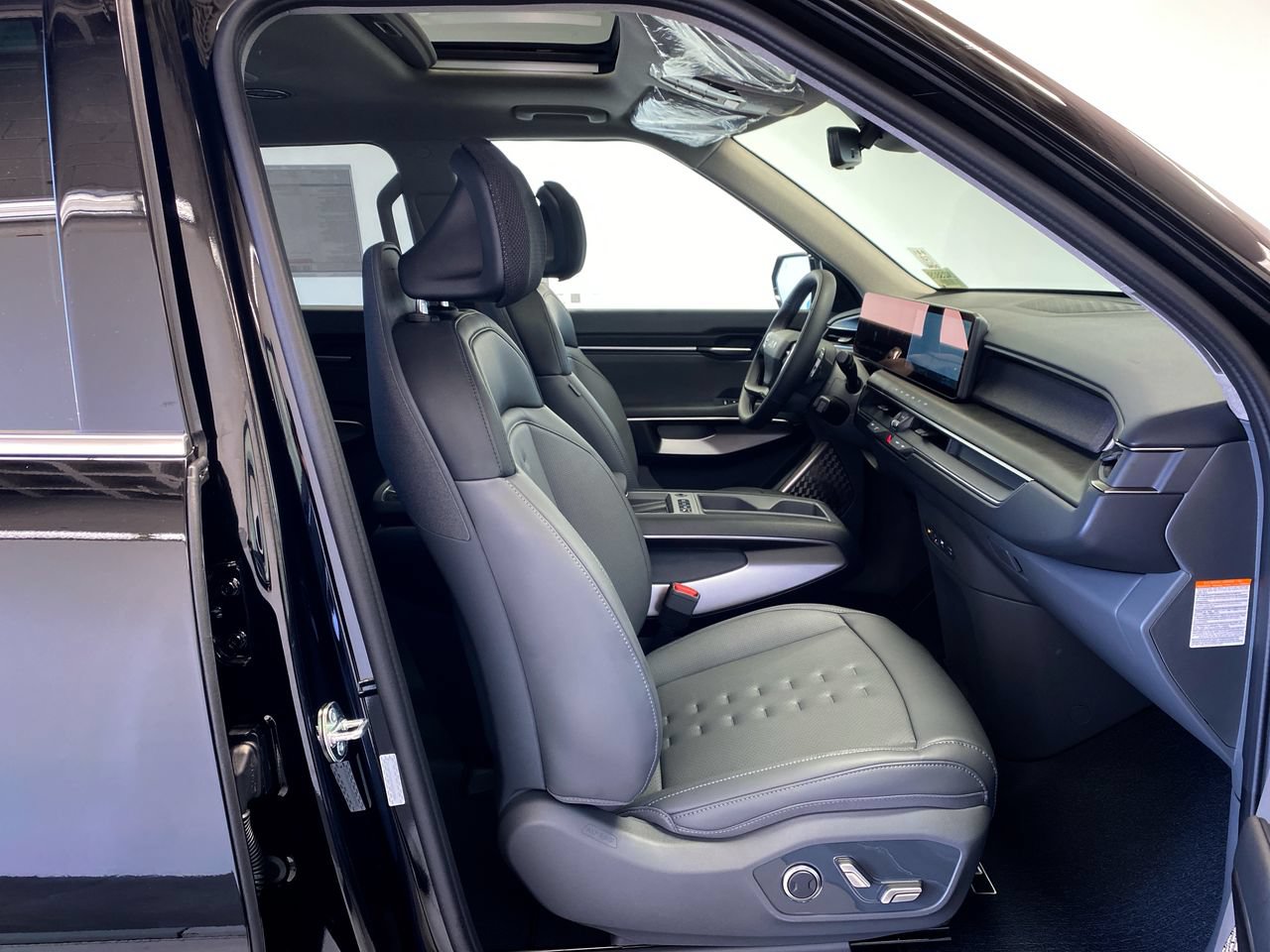New 2026 Kia EV9 Wind AWD/4WD image 30