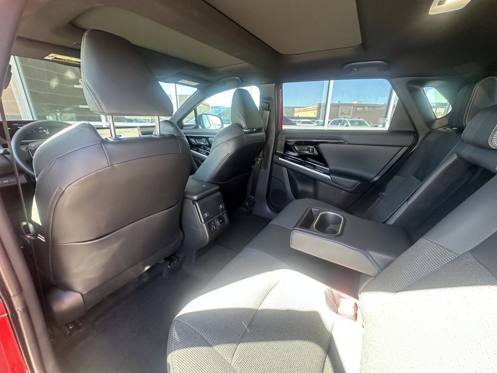 Used 2024 Toyota bZ4X XLE w/ Weather Package image 37