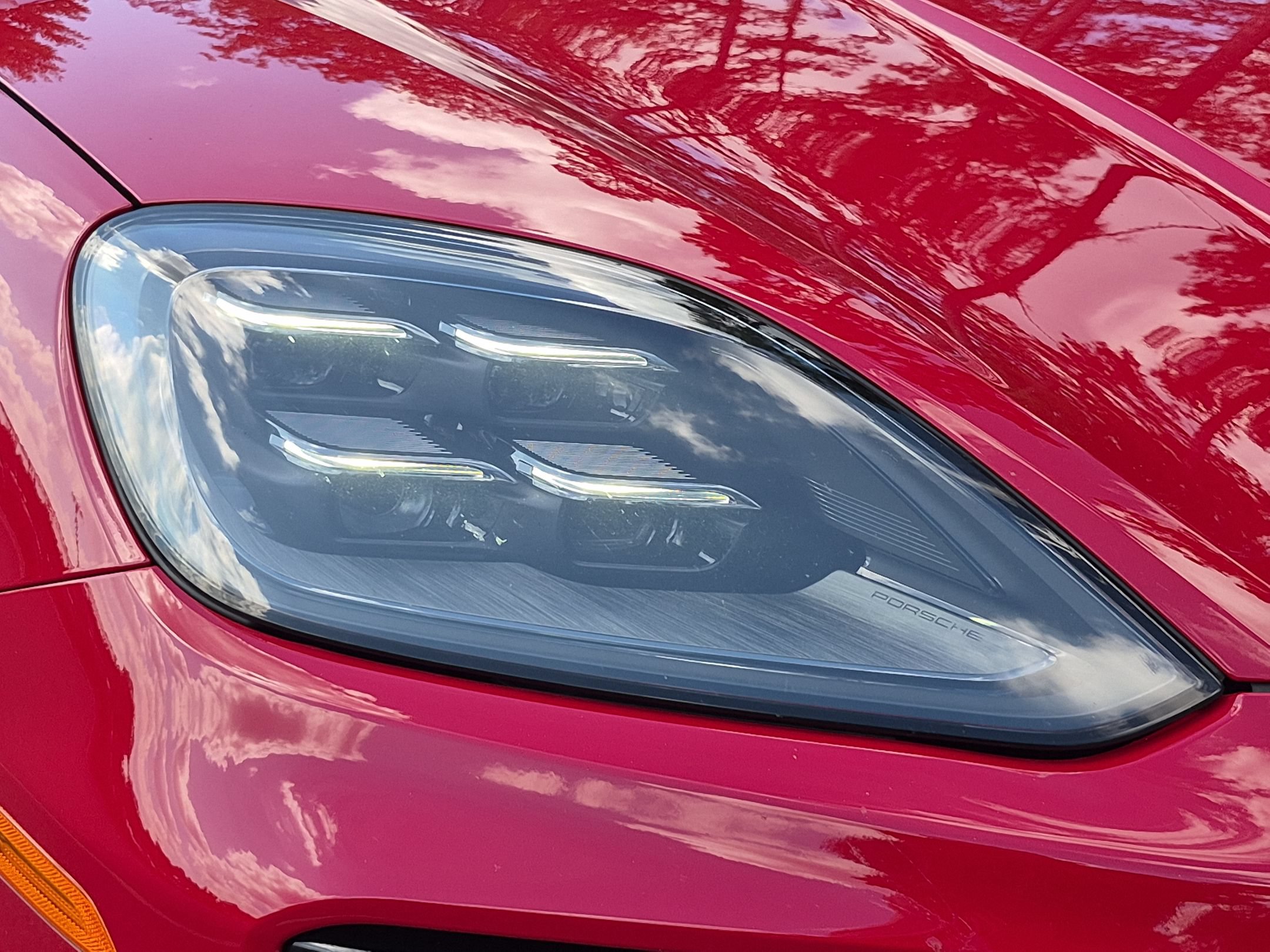 Certified 2025 Porsche Cayenne AWD/4WD image 23