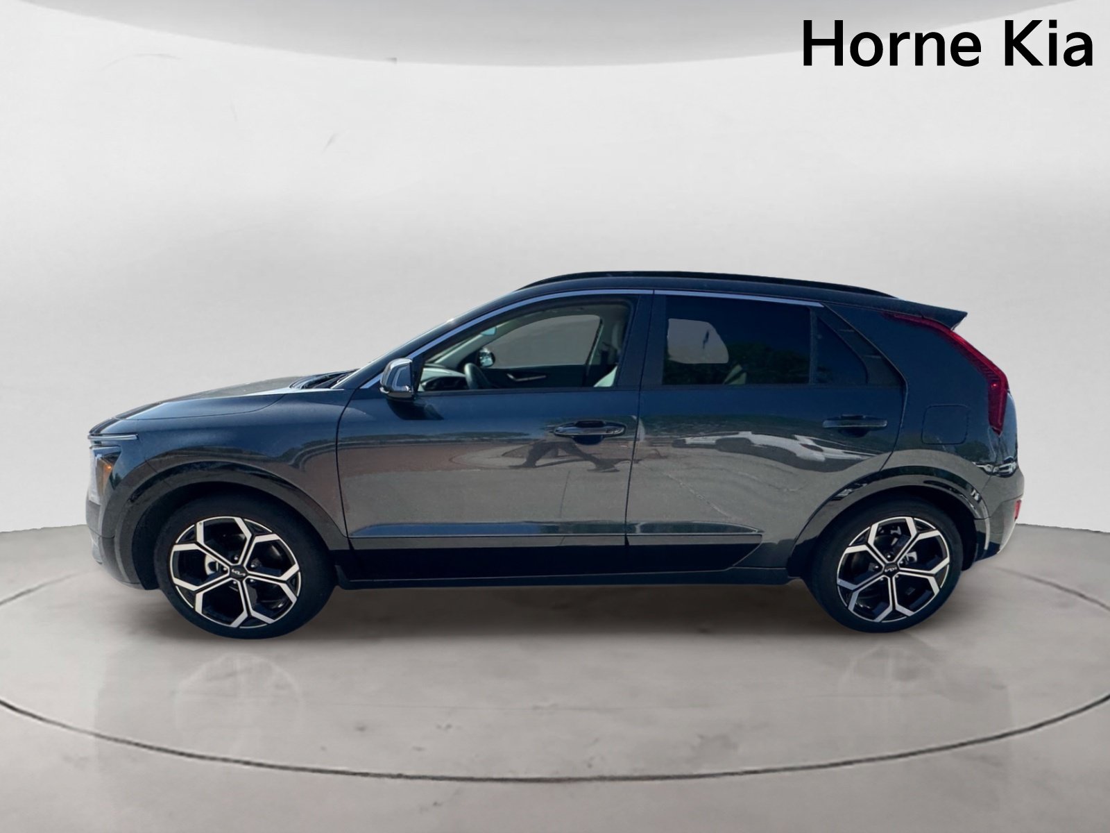 Certified 2024 Kia Niro EX Touring FWD image 6