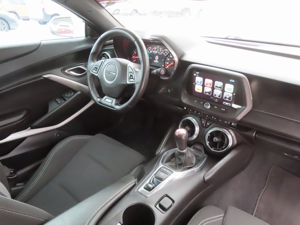 Used 2018 Chevrolet Camaro SS image 32