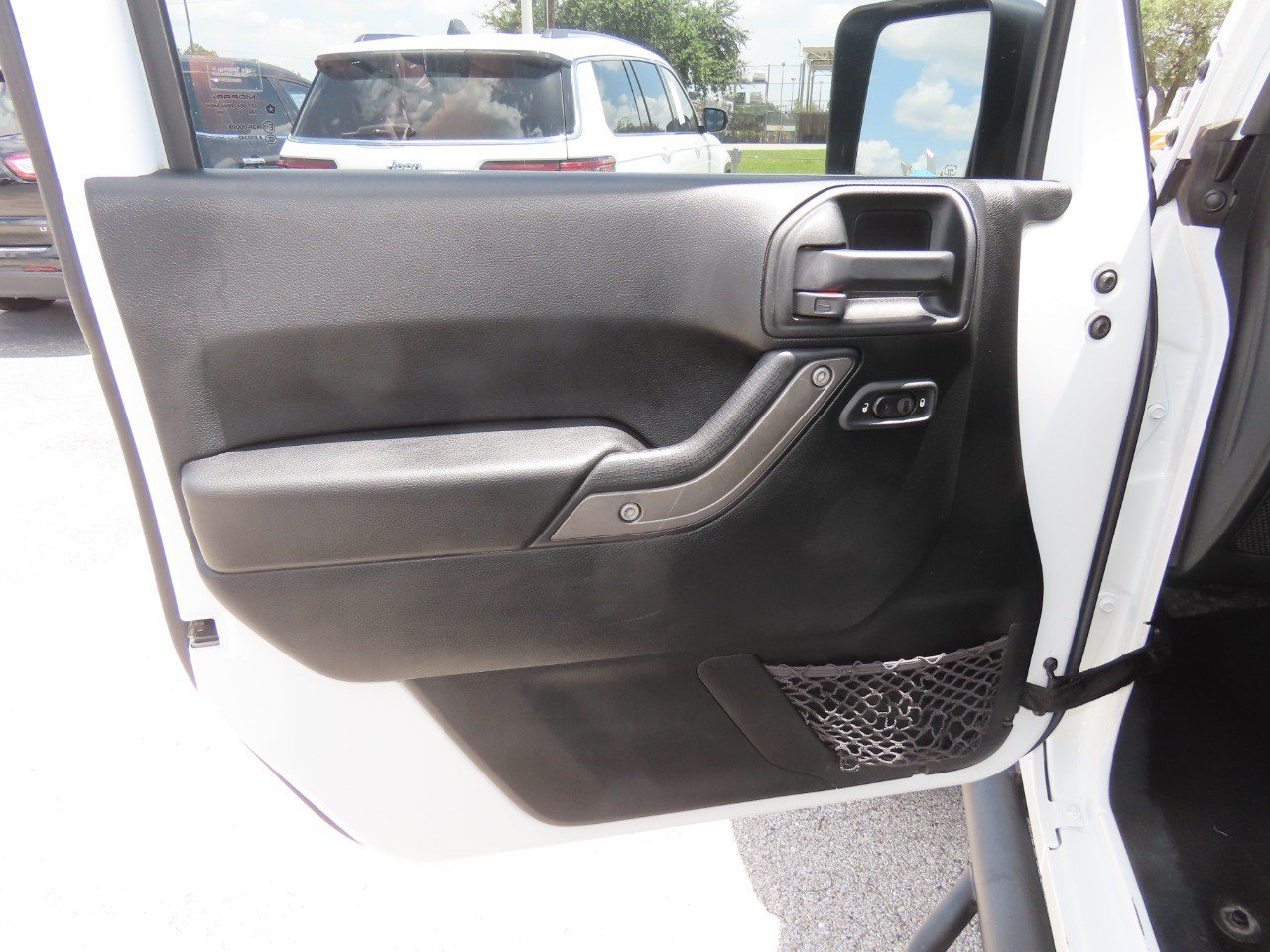 Used 2017 Jeep Wrangler Sport AWD/4WD image 19