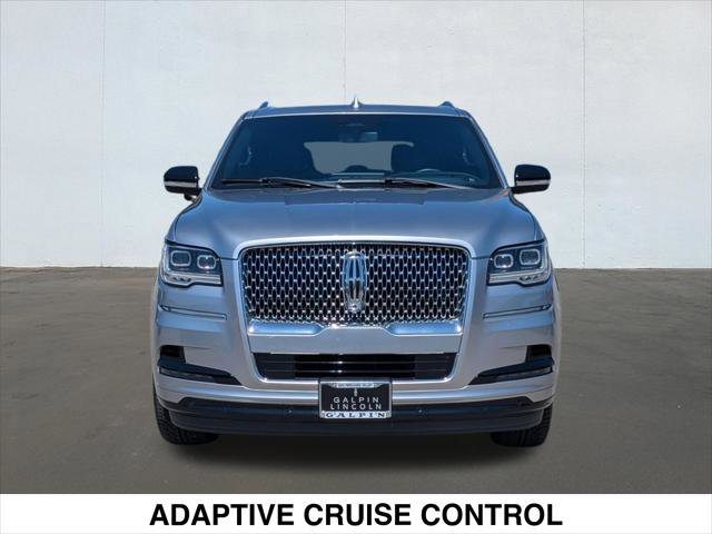 Used 2023 Lincoln Navigator Reserve image 8