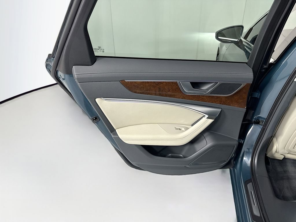 Used 2021 Audi A6 Premium Plus w/ Premium Plus Package image 27