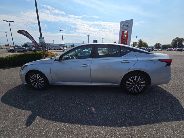 Used 2023 Nissan Altima 2.5 SV image 7