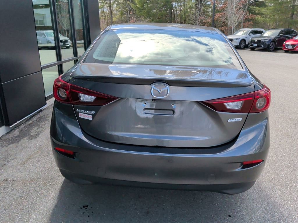 Used 2018 MAZDA MAZDA3 Touring image 8