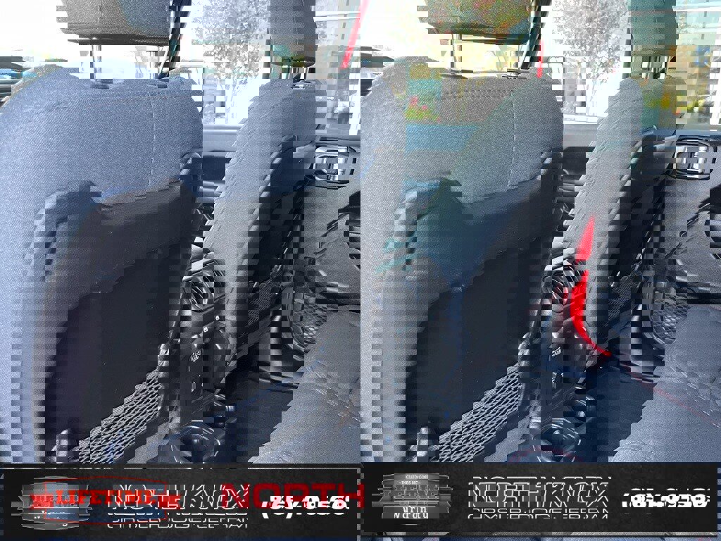 Used 2025 Jeep Wrangler Unlimited Rubicon image 16