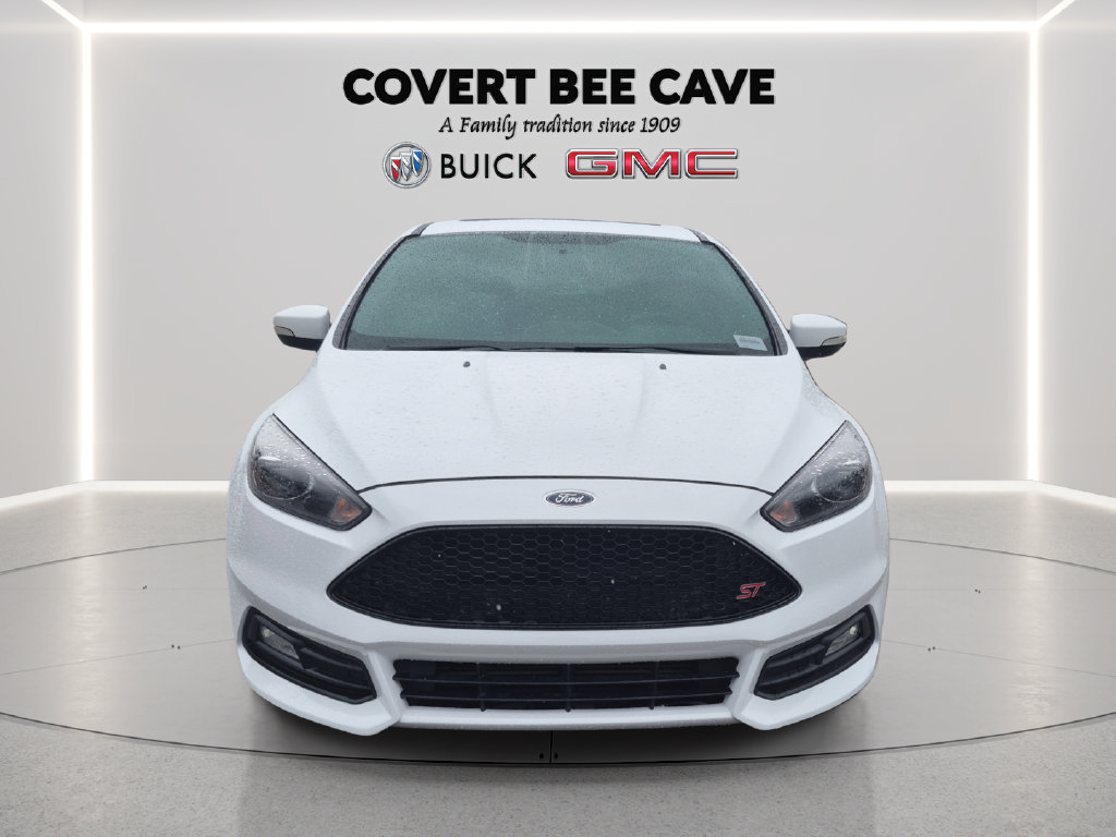 Used 2016 Ford Focus ST w/ Equipment Group 402A FWD image 2