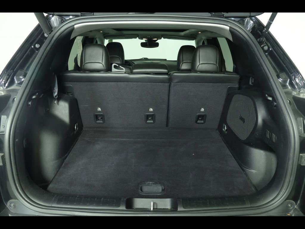 Used 2021 Jeep Cherokee Limited image 14