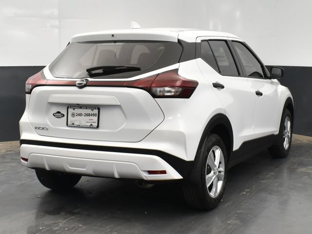 Used 2024 Nissan Kicks S FWD image 7