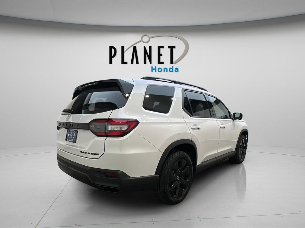 New 2026 Honda Pilot Black Edition image 7