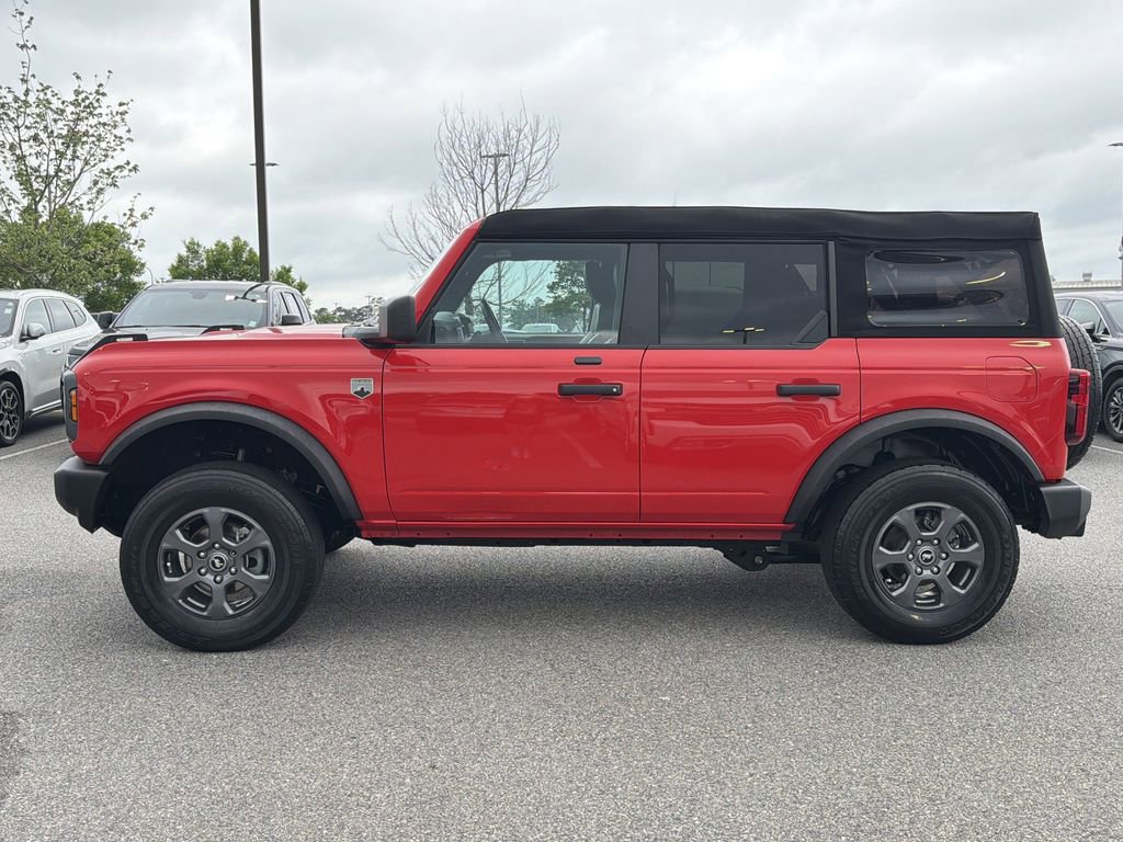 Used 2023 Ford Bronco Big Bend AWD/4WD image 2