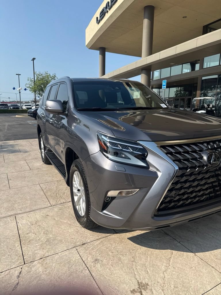 Certified 2023 Lexus GX 460 Premium AWD/4WD image 2