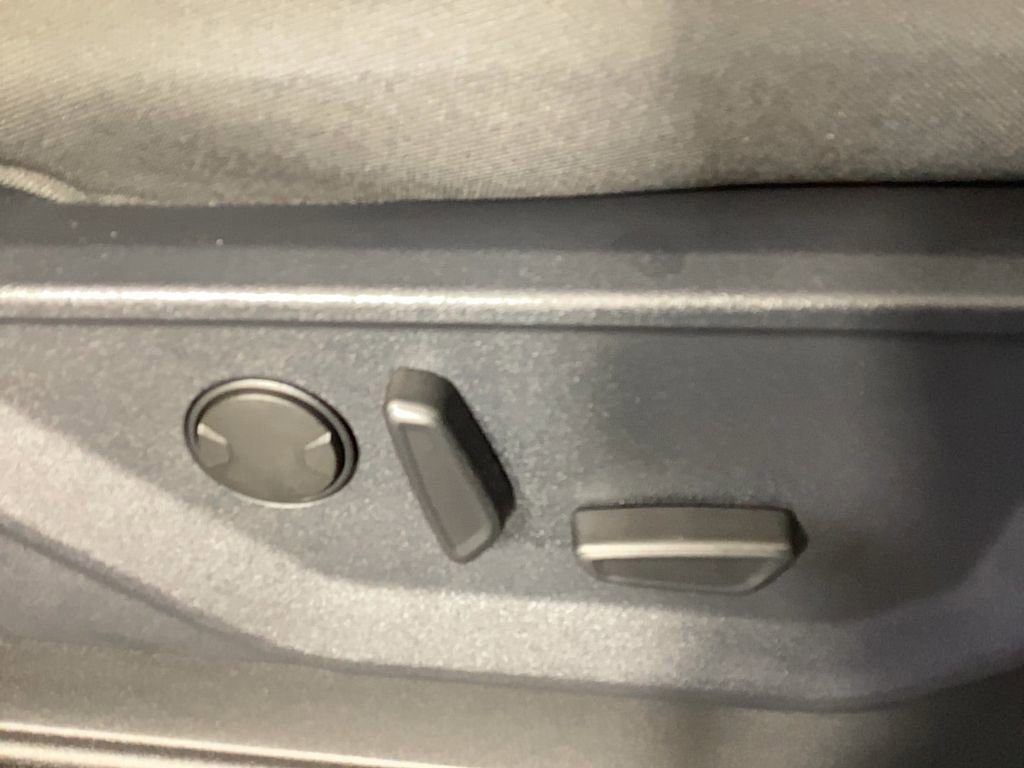 Used 2023 Ford F150 XLT w/ Equipment Group 302A High image 10