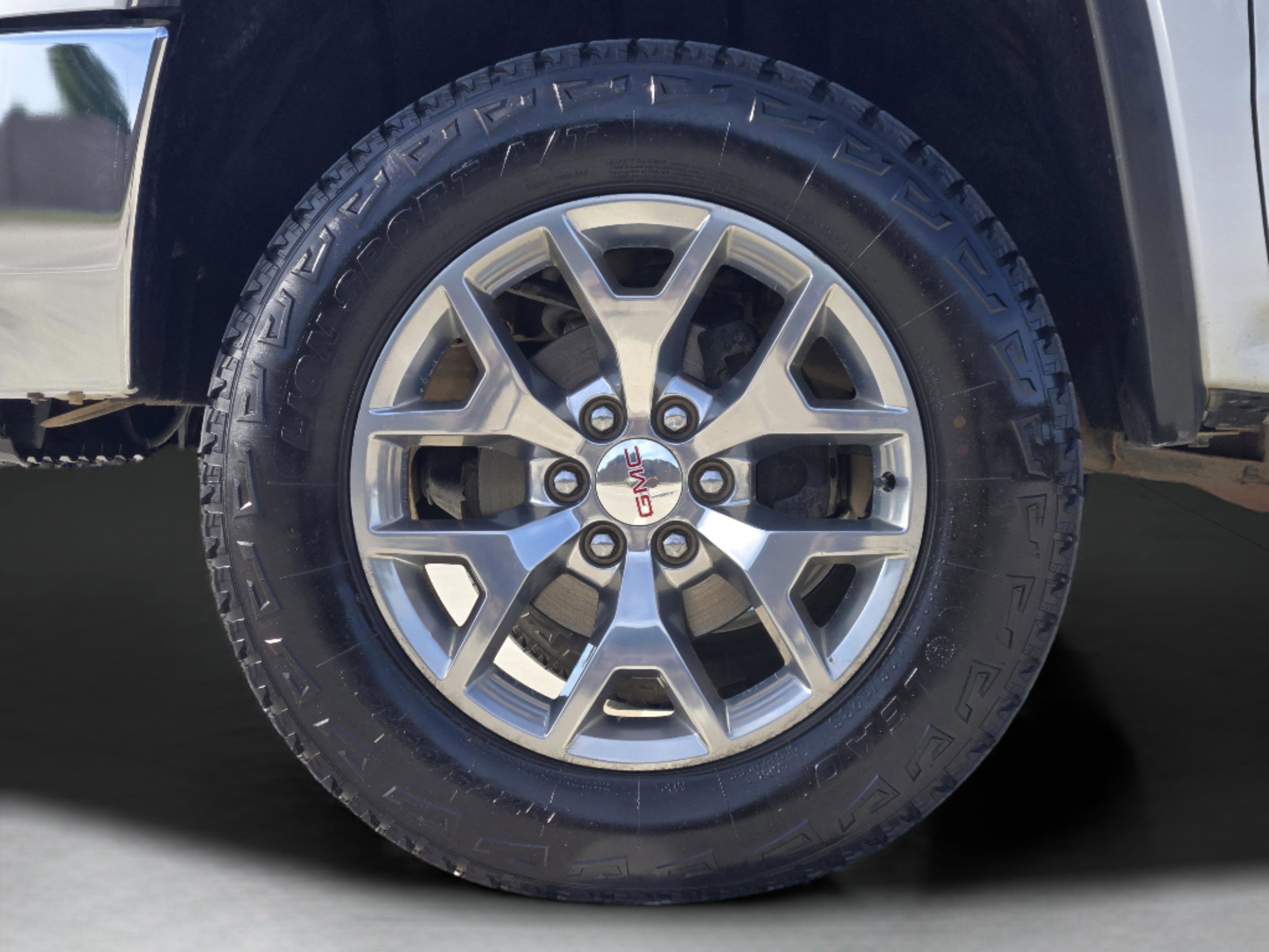 Used 2018 GMC Sierra 1500 SLT w/ SLT Premium Package AWD/4WD image 30
