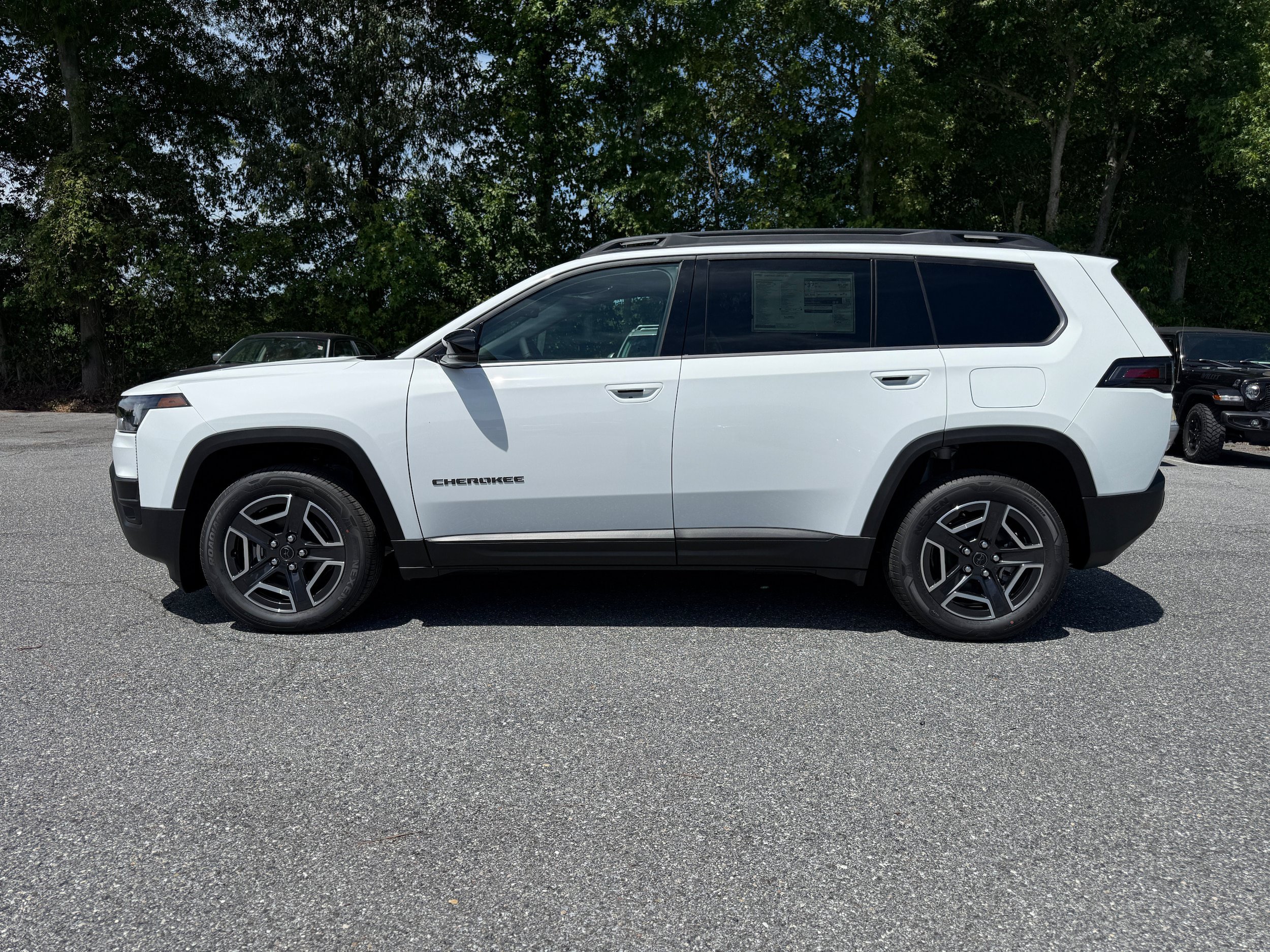 New 2026 Jeep Cherokee Limited AWD/4WD image 4